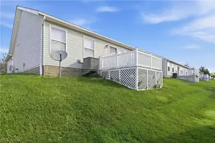 320 Falling Leaf Dr, Green Hills, OH 44131 - Photo 40
