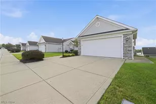 320 Falling Leaf Dr, Green Hills, OH 44131 - Photo 42
