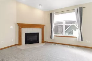 320 Falling Leaf Dr, Green Hills, OH 44131 - Photo 10
