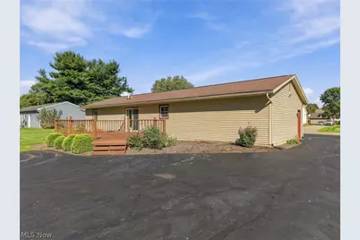 1144 Royce Street NW, Uniontown, OH 44685 - Photo 24