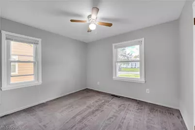 15701 Leigh Ellen Avenue, Loveland, OH 44135 - Photo 12