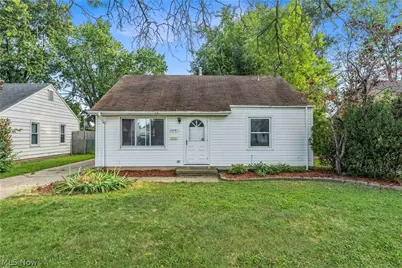 15701 Leigh Ellen Avenue, Loveland, OH 44135 - Photo 1