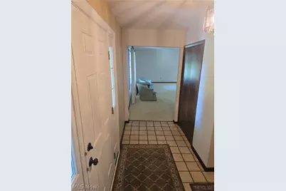 187 Crestview Drive, Elyria, OH 44035 - Photo 14