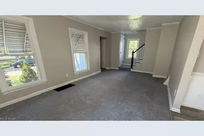 1139 Roslyn Avenue, Akron, OH 44320 - Photo 10
