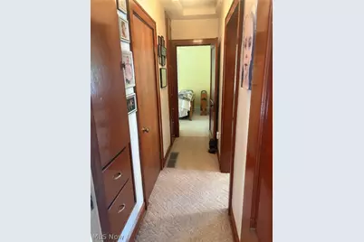 48 21st Street NW, Massillon, OH 44647 - Photo 18