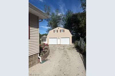48 21st Street NW, Massillon, OH 44647 - Photo 12