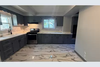 3178 W 54th Street, Loveland, OH 44102 - Photo 2