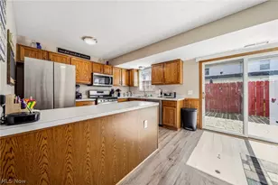 37620 Sturbridge Ln, Willoughby, OH 44094 - Photo 8
