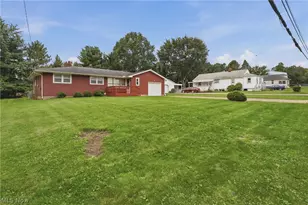 547 W Texas Ave, Sebring, OH 44672 - Photo 2