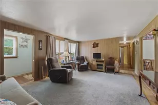 547 W Texas Ave, Sebring, OH 44672 - Photo 6
