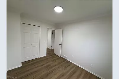 793 Georgetown Avenue, Elyria, OH 44035 - Photo 24