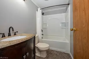 3344 Berrywood Ave SW, Canton, OH 44706 - Photo 14