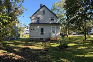 1218 McIntosh Ave, Akron, OH 44314 - Photo 2