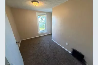 1218 McIntosh Avenue, Akron, OH 44314 - Photo 12