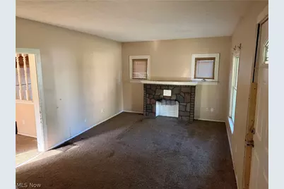 1218 McIntosh Avenue, Akron, OH 44314 - Photo 6