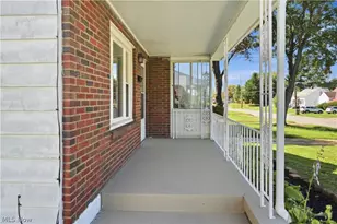 729 Pasadena Ave, Youngstown, OH 44502 - Photo 2