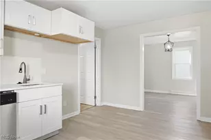 729 Pasadena Ave, Youngstown, OH 44502 - Photo 12
