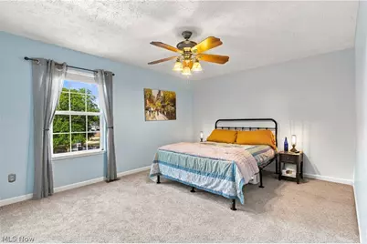 3704 N Viona Drive, Akron, OH 44319 - Photo 24