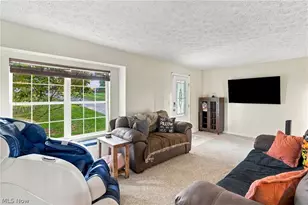 3704 N Viona Dr, Akron, OH 44319 - Photo 20