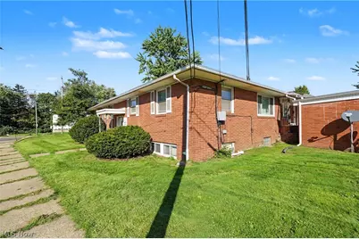 2006 Fulton Road NW, Canton, OH 44709 - Photo 4