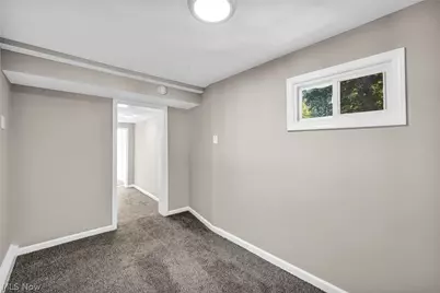 3642 Albany Avenue, Lorain, OH 44055 - Photo 32