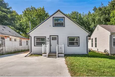 3642 Albany Avenue, Lorain, OH 44055 - Photo 2