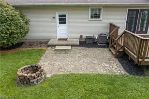 154 Unger St, Gnadenhutten, OH 44629 - Photo 16