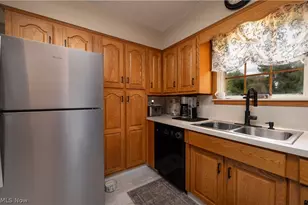 154 Unger St, Gnadenhutten, OH 44629 - Photo 18