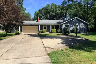 4102 Leewood Rd, Stow, OH 44224 - Photo 1