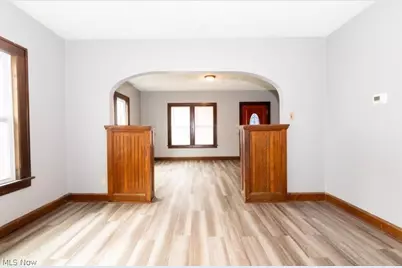 2241 Tuscarawas Street W, Canton, OH 44708 - Photo 14