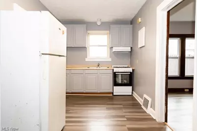 2241 Tuscarawas Street W, Canton, OH 44708 - Photo 12