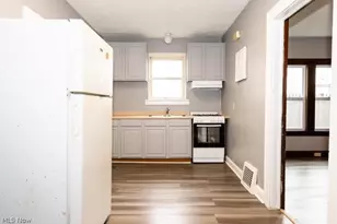 2241 Tuscarawas St W, Canton, OH 44708 - Photo 12