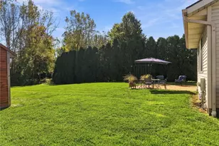 1064 Danielle Ave, Louisville, OH 44641 - Photo 32