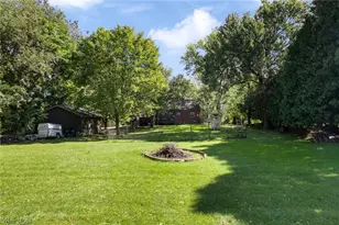 370 N Cleveland Ave, Mogadore, OH 44260 - Photo 36