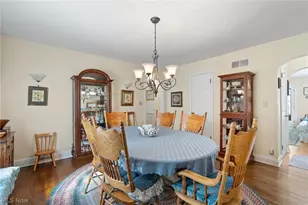 370 N Cleveland Ave, Mogadore, OH 44260 - Photo 16