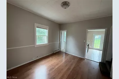 3901 Woburn Avenue, Loveland, OH 44109 - Photo 6