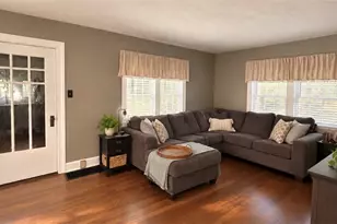 127 Roosevelt Ave, Waynesburg, OH 44688 - Photo 6