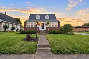 127 Roosevelt Ave, Waynesburg, OH 44688 - Photo 2