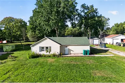 4646 Kennedy Road, Lowellville, OH 44436 - Photo 2