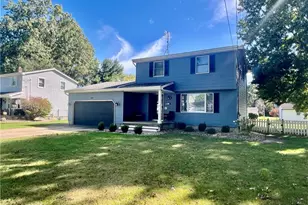 4611 Deopham Green Dr, Youngstown, OH 44515 - Photo 2