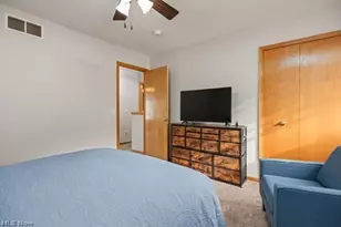 832 Queens Gate Way, Wadsworth, OH 44281 - Photo 18