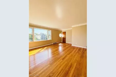 2024 Carabel Avenue, Oakwood, OH 44107 - Photo 2