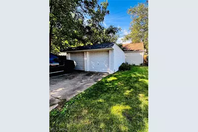 2024 Carabel Avenue, Oakwood, OH 44107 - Photo 16