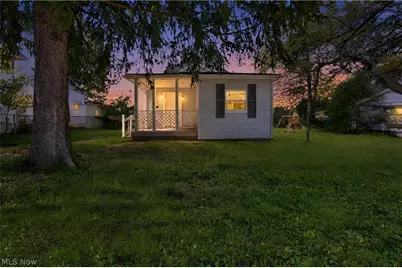 1717 Root Avenue NE, Canton, OH 44705 - Photo 1