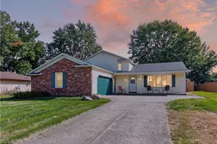 6005 Opal St, North Ridgeville, OH 44039 - Photo 2