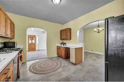 42027 Griswold Road, Elyria, OH 44035 - Photo 18