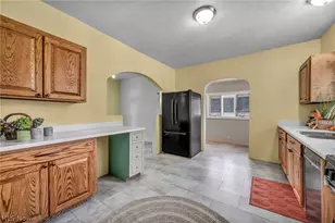 42027 Griswold Rd, Elyria, OH 44035 - Photo 14