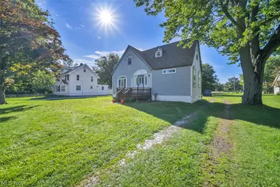42027 Griswold Road, Elyria, OH 44035 - Photo 4