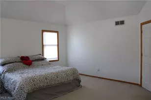 8766 Pointe Dr, Grandview Heights, OH 44147 - Photo 16