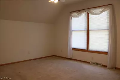 8766 Pointe Drive, Grandview Heights, OH 44147 - Photo 24